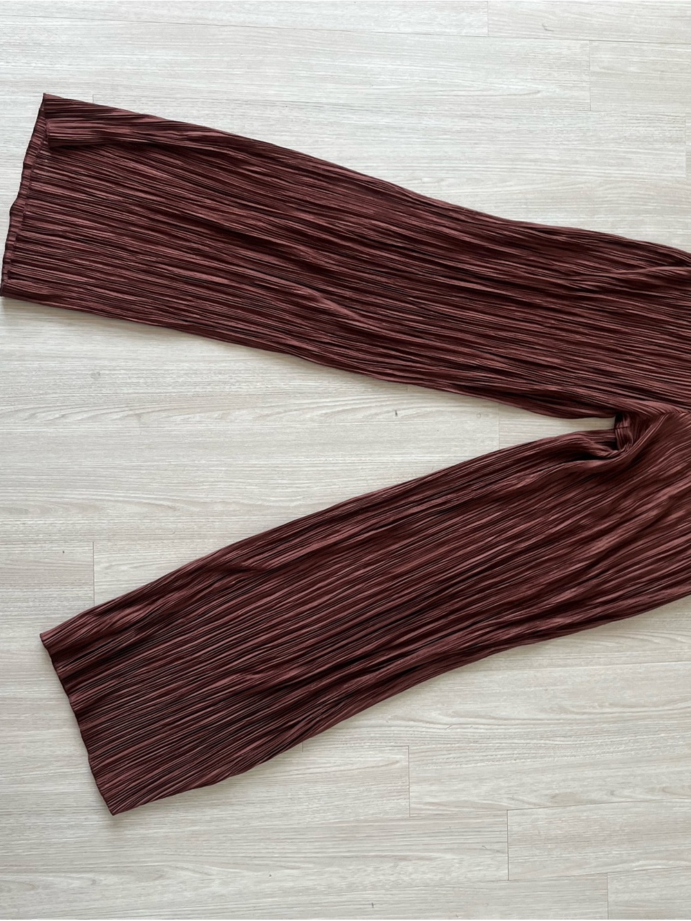 stradivarius brown  Pleated set